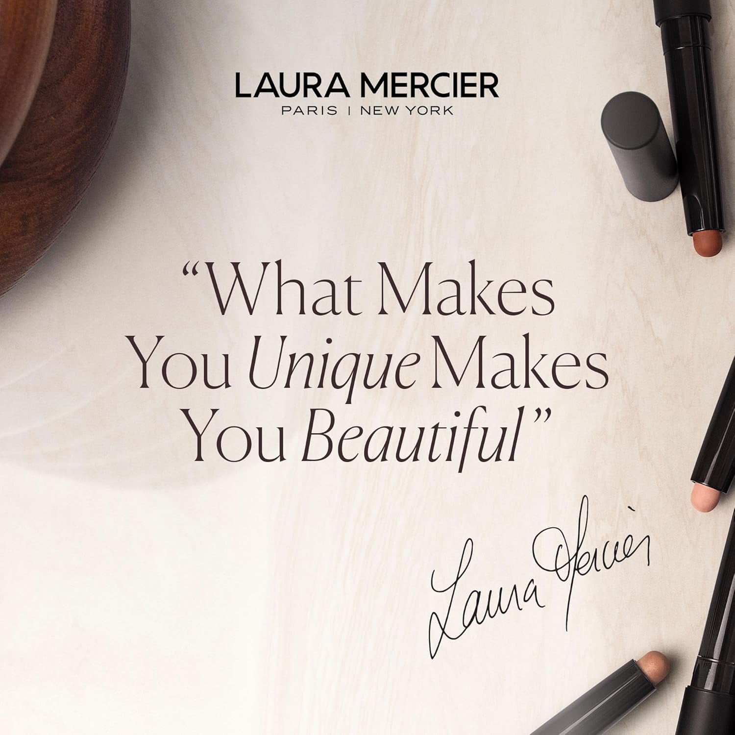 Laura Mercier eye Basics Primer, Creamy Texture, Longwearing, Medium Coverage, Crease-Resistant, Non-Comedogenic Makeup, Color Correcting, Covers Redness and Veins