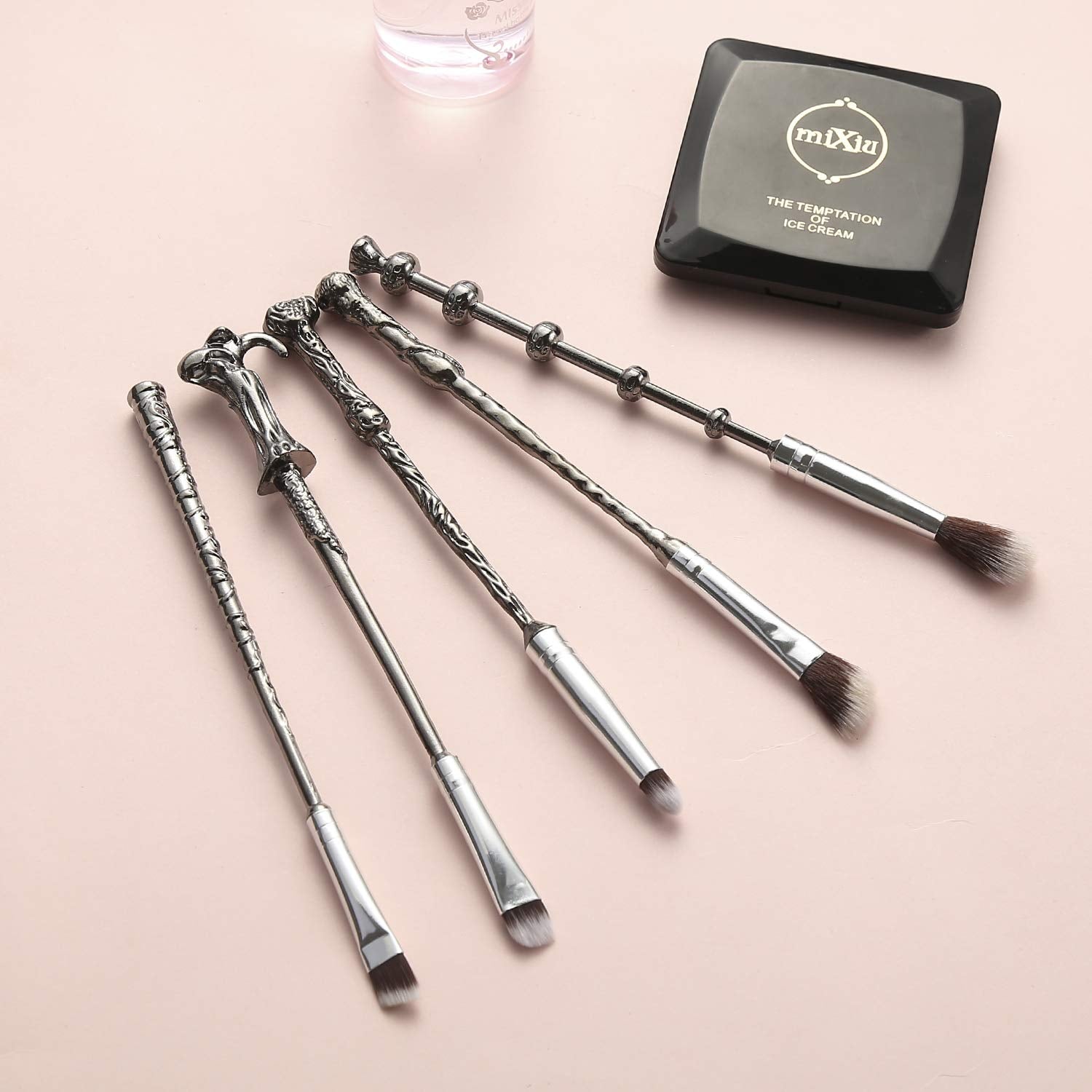 5Pcs Wand Makeup Brushes Set – Foundation, Blush, Concealer & Powder