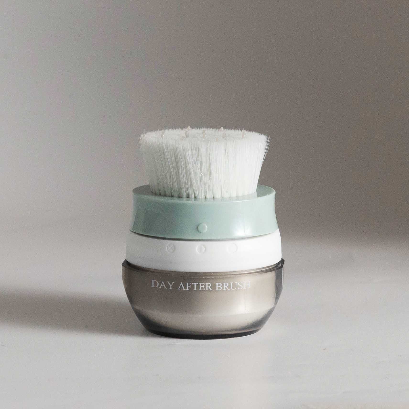 m'Chel Haircare Day After™ Brush