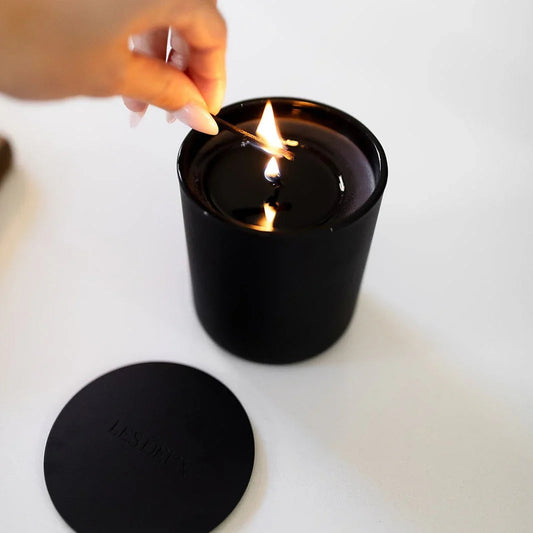 Les Deux  No. 4 - L'Âme Velours Candle